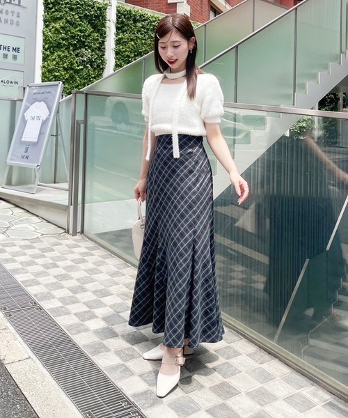 one after another NICE CLAUP（ワンアフターアナザーナイスクラップ）の「チョーカーセットフェザーニット（ニット/セーター・レディース・チャコール/オフホワイト/モカ/ピンク・FREE）」の18枚目の写真