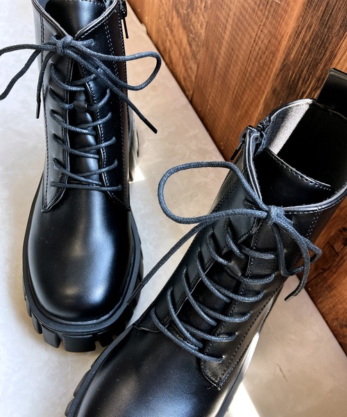 Noubel Voug Relax（ヌーベルヴォーグリラックス）の「厚底トラックソール レースアップショートブーツ（ブーツ・レディース・ブラック/シルバー・3L/LL/L/M/S）」の7枚目の写真