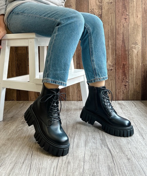 Noubel Voug Relax（ヌーベルヴォーグリラックス）の「厚底トラックソール レースアップショートブーツ（ブーツ・レディース・ブラック/シルバー・3L/LL/L/M/S）」の11枚目の写真