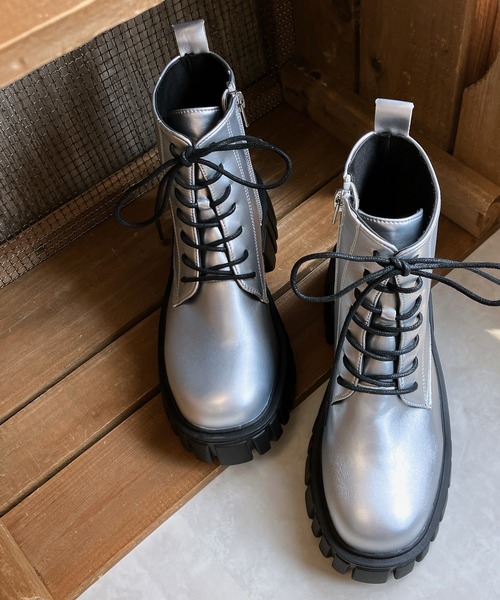 Noubel Voug Relax（ヌーベルヴォーグリラックス）の「厚底トラックソール レースアップショートブーツ（ブーツ・レディース・ブラック/シルバー・3L/LL/L/M/S）」の18枚目の写真