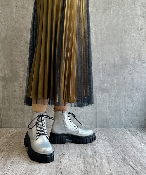 Noubel Voug Relax（ヌーベルヴォーグリラックス）の「厚底トラックソール レースアップショートブーツ（ブーツ・レディース・ブラック/シルバー・3L/LL/L/M/S）」の21枚目の写真