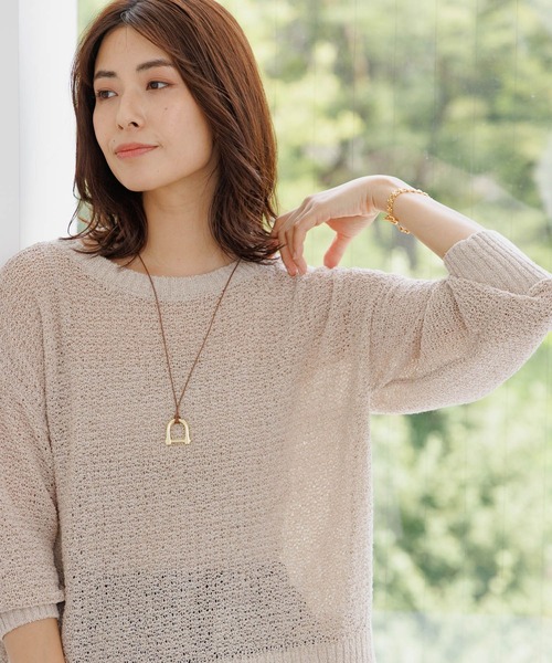 Elura（エルーラ）の「透かし編みゆるニット/133662（ニット/セーター・レディース・ライトベージュ/チャコールグレー/イエロー・FREE）」の20枚目の写真