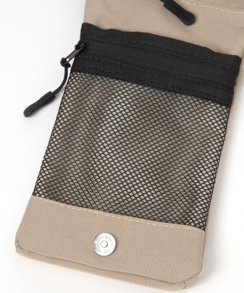 GLOBAL WORK（グローバルワーク）の「撥水マルチサコッシュ/142624（ショルダーバッグ・メンズ・ベージュ/ブラック・FREE）」の15枚目の写真