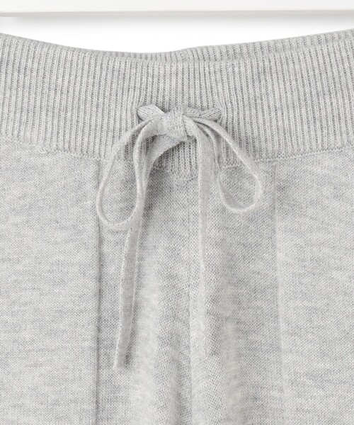 J.PRESS YORK STREET(ジェイプレスヨークストリート)の「【WOMEN】ANTI PILLING WOOL ニットワイドパンツ(その他パンツ・レディース・ブラック系/ライトグレー系/ダルブルー系・F)」の7枚目の写真