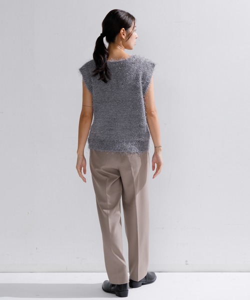 AMERICAN RAG CIE(アメリカンラグシー)の「【ARC】ダンスフェザーVネックベスト(ベスト・レディース・オフホワイト/ライトブルー/チャコール・FREE)」の13枚目の写真