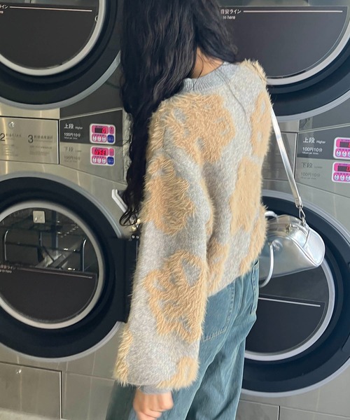 AS KNOW AS plus（アズノゥアズプラス）の「◇フェザージャガードニットプルオーバー（ニット/セーター・レディース・グレー系/アイボリー系/ブルー系/ライトグレー系1/アイボリー系1・FREE）」の8枚目の写真