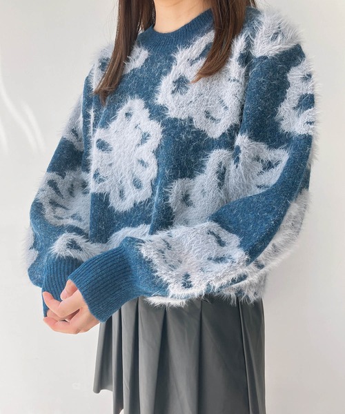 AS KNOW AS plus（アズノゥアズプラス）の「◇フェザージャガードニットプルオーバー（ニット/セーター・レディース・グレー系/アイボリー系/ブルー系/ライトグレー系1/アイボリー系1・FREE）」の15枚目の写真