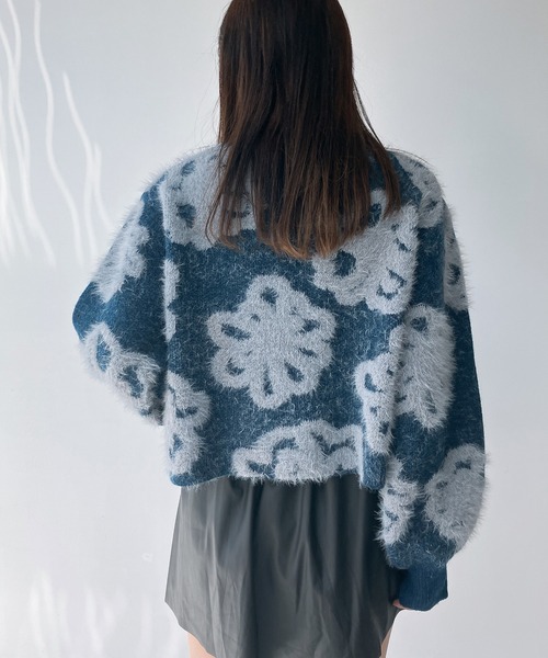 AS KNOW AS plus（アズノゥアズプラス）の「◇フェザージャガードニットプルオーバー（ニット/セーター・レディース・グレー系/アイボリー系/ブルー系/ライトグレー系1/アイボリー系1・FREE）」の17枚目の写真