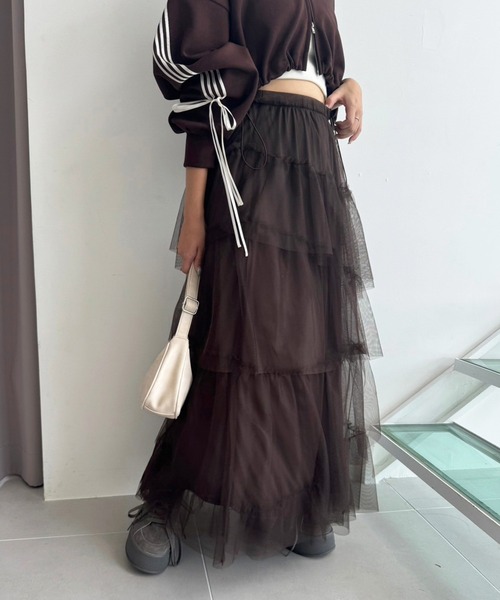 one after another NICE CLAUP（ワンアフターアナザーナイスクラップ）の「チュールロングスカート（スカート・レディース・アイボリー/ブラウン/ベージュ/ライトグレー/チャコールグレー・FREE）」の4枚目の写真