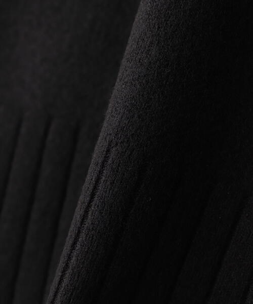 NATURAL BEAUTY BASIC（ナチュラルビューティーベーシック）の「◇ダブルジャガードクロップドニット（ニット/セーター・レディース・ブラック/グレー/オフホワイト/レッド・FREE）」の11枚目の写真