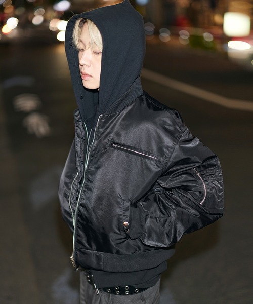 ショート丈ナイロン/合皮中綿MA-1【UNISEX】（MA-1）｜MSG