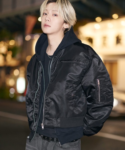 MSG（エムエスジー）の「ショート丈ナイロン/合皮中綿MA-1【UNISEX