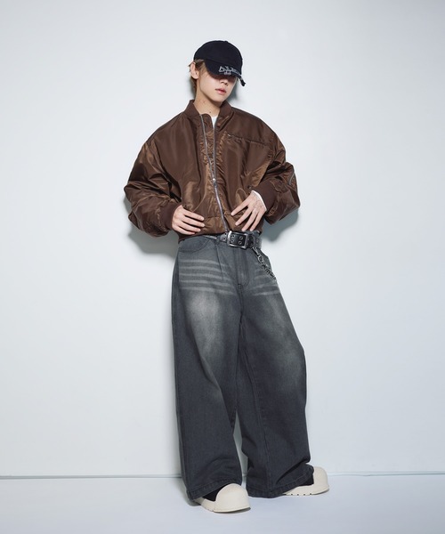 MSG(エムエスジー)の「ショート丈ナイロン/合皮中綿MA-1【UNISEX】(MA-1・メンズ・ブラック/カーキ/ワイン/ブラック系/ブラウン・L/M/S/XL)」の15枚目の写真