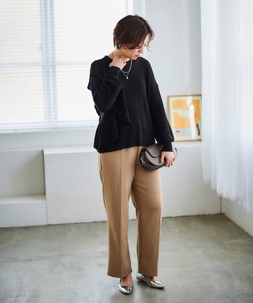 le.coeur blanc（ルクールブラン）の「フリルデザイン片畦ニット（ニット/セーター・レディース・モカ/ブラック/グレー・38）」の6枚目の写真