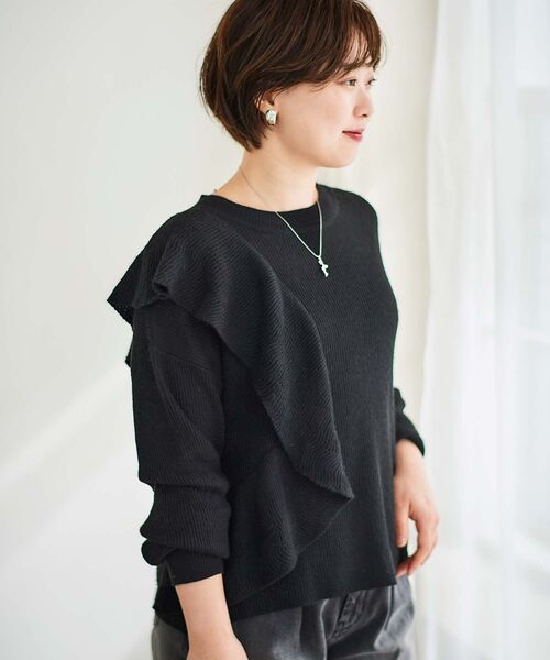 le.coeur blanc（ルクールブラン）の「フリルデザイン片畦ニット（ニット/セーター・レディース・モカ/ブラック/グレー・38）」の12枚目の写真