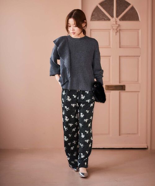 le.coeur blanc（ルクールブラン）の「フリルデザイン片畦ニット（ニット/セーター・レディース・モカ/ブラック/グレー・38）」の17枚目の写真