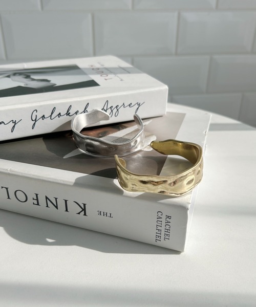 ciite'（シーテ）の「マットデザインバングル（バングル/リストバンド・レディース・ゴールド/シルバー・FREE）」の15枚目の写真