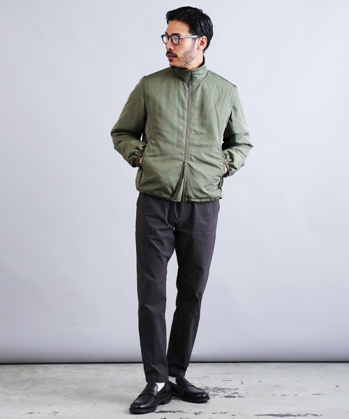 jiggys shop（ジギーズショップ）の「2WAY 袖取り外し スタンドカラー パデット中綿 ブルゾン（ブルゾン・メンズ・ブラック/ライトカーキ・MEDIUM/LARGE/X-LARGE）」の19枚目の写真