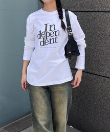 文字グラフィックロンT/長袖Tシャツ
