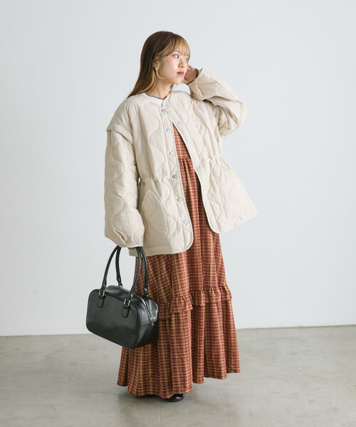 w closet（ダブルクローゼット）の「２WAYキルティングジャケット（その他アウター・レディース・オフホワイト/アイボリー/カーキ・FREE）」の8枚目の写真