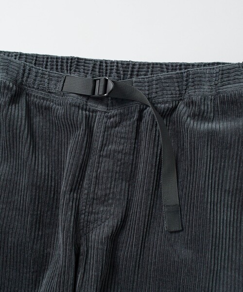 FREAK'S STORE（フリークスストア）の「リラックスフィット 6Wコーデュロイ ウェービングベルトパンツ/イージーパンツ/ベルテッドパンツ/クライミングパンツ/コーデュロイパンツ（その他パンツ・メンズ・ベージュ/ブラウン/オリーブ/チャコールグレー・LARGE/MEDIUM）」の6枚目の写真