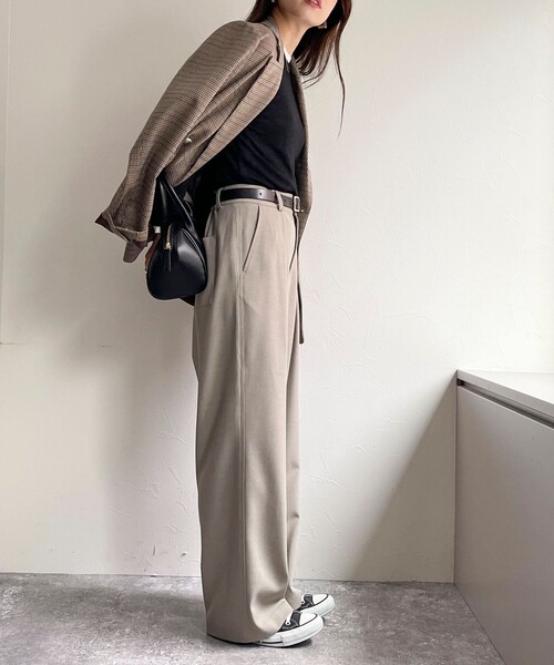 fredy emue（フレディエミュ）の「メランジライクイージースラックス（スラックス・レディース・チャコールグレー/ベビーピンク/ブラック/ベージュ・36/38）」の7枚目の写真