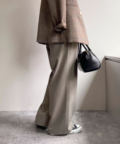 fredy emue（フレディエミュ）の「メランジライクイージースラックス（スラックス・レディース・チャコールグレー/ベビーピンク/ブラック/ベージュ・36/38）」の16枚目の写真