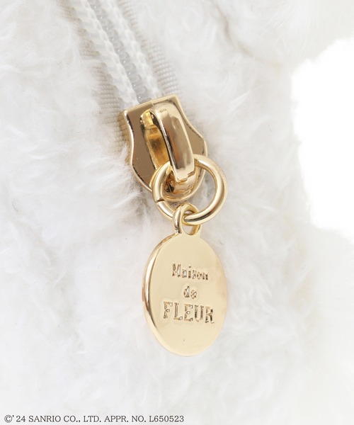 新品 Maison de FLEUR Charmmy Kitty フェイスポーチ Maison de FLEUR（メゾンドフルール）の「Charmmykitty フェイス
