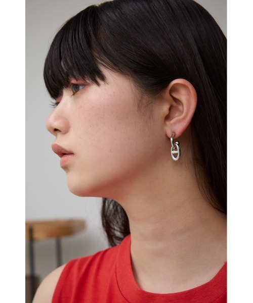 AZUL by moussy（アズールバイマウジー）の「アンカーチェーンミニフープピアス（ピアス（両耳用）・レディース・ゴールド系その他/シルバー・FREE）」の4枚目の写真