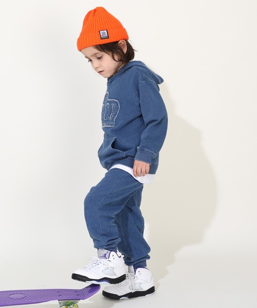 BABYDOLL（ベビードール）の「親子お揃い パッチワーク ニットデニムロングパンツ 0092K（トップス別売り）（その他パンツ・キッズ・チャコールグレー/ライトインディゴブルー・90cm/100cm/110cm/120cm/130cm/140cm/150cm/80ｃｍ）」の4枚目の写真