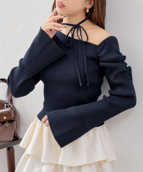 Chico（チコ）の「紐付きワンショル袖フレアニット（ニット/セーター・レディース・ネイビー/ブルー系その他/グレー/アイボリー・FREE）」の4枚目の写真