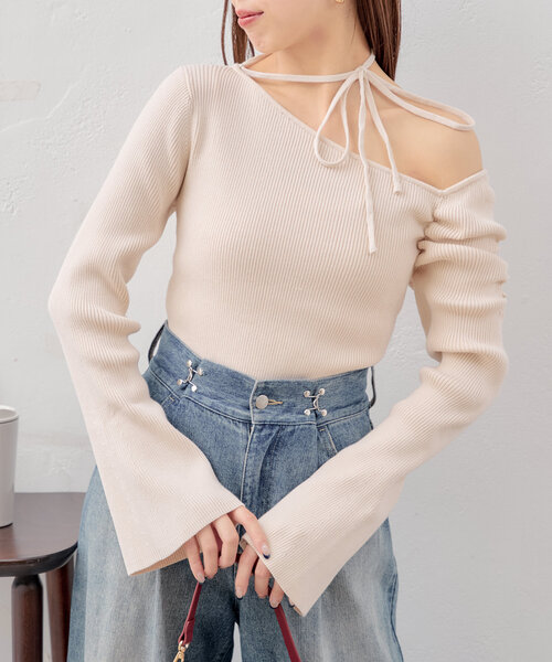 Chico（チコ）の「紐付きワンショル袖フレアニット（ニット/セーター・レディース・ネイビー/ブルー系その他/グレー/アイボリー・FREE）」の3枚目の写真