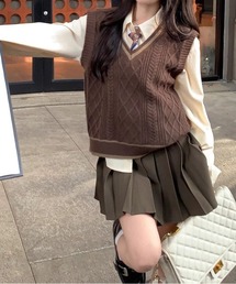 ニットバイカラーベスト
