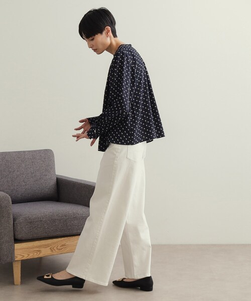 OPAQUE.CLIP(オペークドットクリップ)の「タックジョーゼットブラウス【洗濯機洗い可】(シャツ/ブラウス・レディース・ネイビー系/ホワイト/ホワイト系1・36/38/40/42)」の10枚目の写真