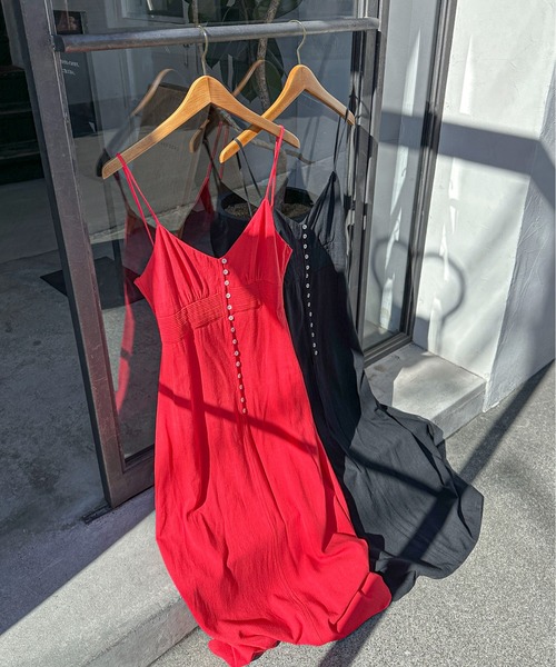 PILIT(ピリット)の「ウエストピンタック キャミワンピース(ワンピース・レディース・ブラック/レッド/ベージュ・MEDIUM)」の10枚目の写真