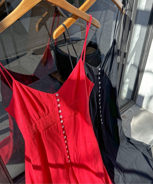 PILIT(ピリット)の「ウエストピンタック キャミワンピース(ワンピース・レディース・ブラック/レッド/ベージュ・MEDIUM)」の11枚目の写真