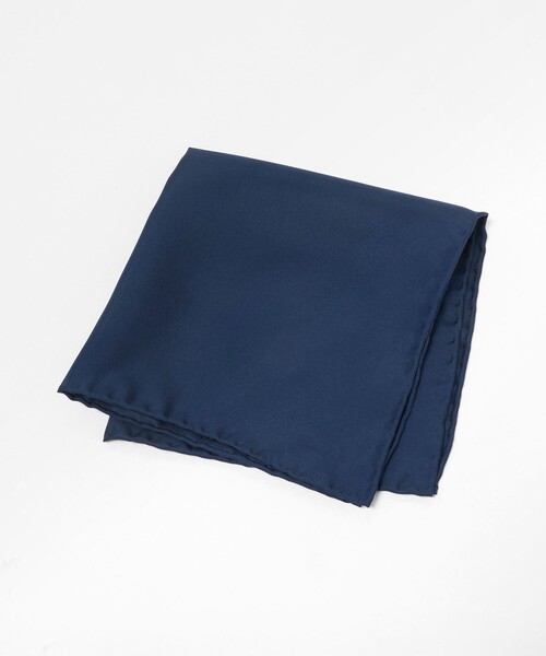 UNITED ARROWS（ユナイテッドアローズ）の「ツイル カラー チーフ（ポケットチーフ・メンズ・グレー/ネイビー・FREE）」の2枚目の写真