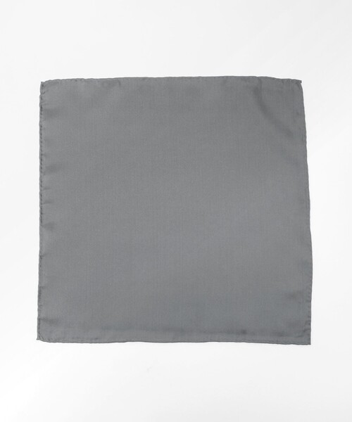 UNITED ARROWS（ユナイテッドアローズ）の「ツイル カラー チーフ（ポケットチーフ・メンズ・グレー/ネイビー・FREE）」の6枚目の写真