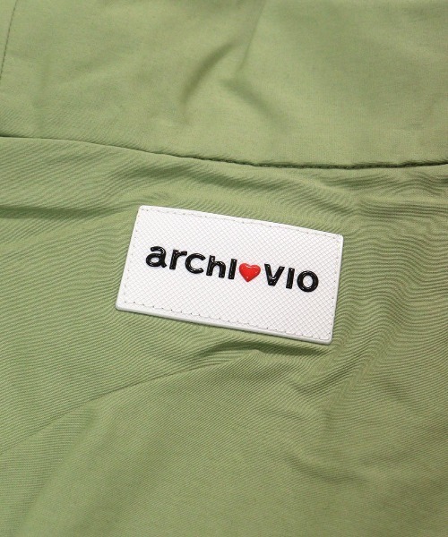 archivio(アルチビオ)の「<LADIES>バックティアードジップベスト(ベスト・レディース・ホワイト/グリーン/ネイビー・L/M/S)」の13枚目の写真