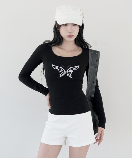 FOLLOWIN（フォロウィン）の「【高い伸縮性】ハイウエストフロントピンタックミニハーフパンツ（その他パンツ・レディース・アイボリー/ブラック・SMALL/MEDIUM/LARGE）」の3枚目の写真