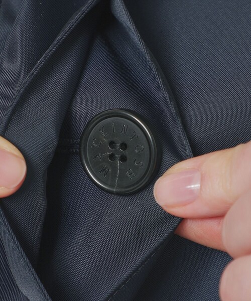 MACKINTOSH LONDON（マッキントッシュ ロンドン）の「【婦人画報掲載】【CHRYSTON/クリストン】セミブライトナイロンツイルフーデットコート（トレンチコート・レディース・イエロー/ネイビー/ベージュ・38/40）」の11枚目の写真