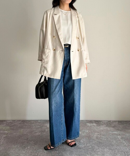 fredy emue（フレディエミュ）の「《セットアップ対応》リネン混スラブツイルダブルジャケット（テーラードジャケット・レディース・ベージュ/ネイビー・38）」の10枚目の写真