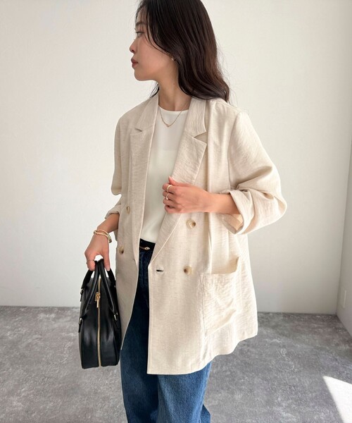 fredy emue（フレディエミュ）の「《セットアップ対応》リネン混スラブツイルダブルジャケット（テーラードジャケット・レディース・ベージュ/ネイビー・38）」の18枚目の写真