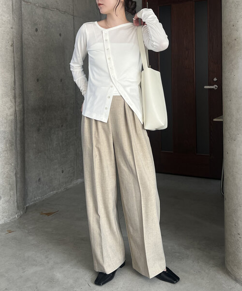 CAPRICIEUX LE'MAGE（カプリシューレマージュ）の「アシメボタンカーデ風ロンT（Tシャツ/カットソー・レディース・グリーン/ホワイト/ブラック・FREE）」の14枚目の写真