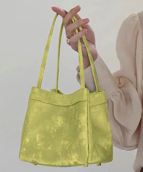 Jewelobe(ジュエローブ)の「スエードタッチスクエアミニバッグ(ハンドバッグ・レディース・イエロー/グレー/ピンク/カーキ/ブラウン・FREE)」の11枚目の写真