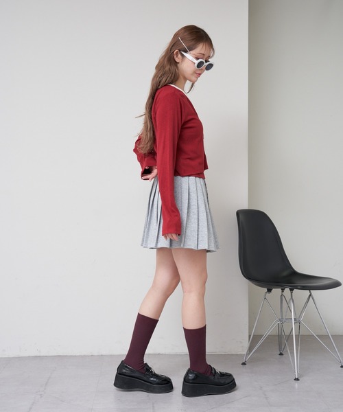 RAY CASSIN（レイカズン）の「ロゴタンクセットカーディガン（カーディガン/ボレロ・レディース・レッド系その他2/ホワイト系その他2/グレー系その他2/ネイビー・FREE）」の12枚目の写真