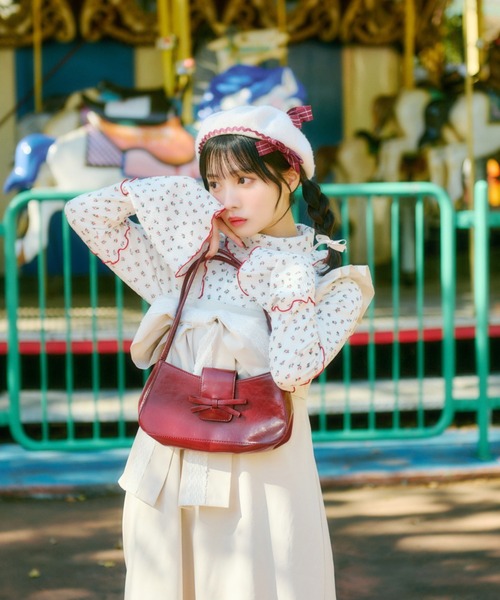 kutir（クティール）の「【クティールとレトロ】チェックリボンベレー帽（ハンチング/ベレー帽・レディース・グレー/オフホワイト/キャメル/ネイビー・FREE）」の12枚目の写真