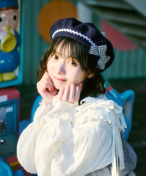 kutir（クティール）の「【クティールとレトロ】チェックリボンベレー帽（ハンチング/ベレー帽・レディース・グレー/オフホワイト/キャメル/ネイビー・FREE）」の7枚目の写真