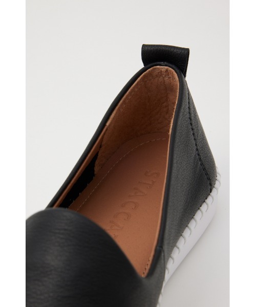 STACCATO(スタッカート)の「イージーフィットビューティー(スニーカー・レディース・ブラック/シルバー・22.5cm/23cm/23.5cm/24cm/24.5cm)」の10枚目の写真