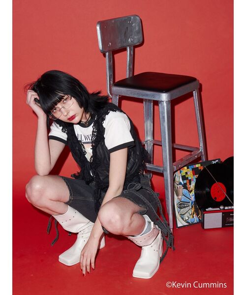 jouetie(ジュエティ)の「【KevinCummins×jouetie】フィットフォトTシャツ(Tシャツ/カットソー・レディース・ブラウン/オフホワイト/ブラック・MEDIUM)」の8枚目の写真